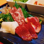 Horse sashimi set meal