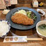 かつきち - ロースカツ定食　950円