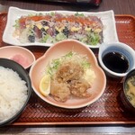 Tsukiji Shokudou Genchan - 鰹のっけ盛りと唐揚げ定食1298円