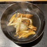 おたぎ - 松茸と鱧のお椀