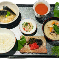 粕汁と煮魚御膳