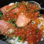 Suginoki - 石焼ごはん鮭いくら定食