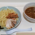 Tokkyochou Daini Shokudou Aburasoba Nagatomo Shokudou - 魚介豚骨つけ麺(680円)