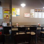 新同楽 - 店内