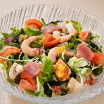 Seafood salad to the sea