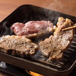 Thickly sliced lamb rump Teppan-yaki