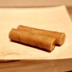 鮨と天ぷら にほんのうみ - ごぼうの漬物