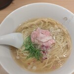 金目鯛らぁ麺 鳳仙花 - 金目鯛らぁ麺。