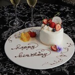 CENTRE M - 【お誕生日や特別な日に】+2,500円の4号ホールケーキ