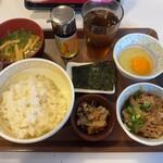 すき家 - 牛たまかけ朝食390円