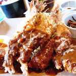 Tonkatsu - ミックスと目玉焼き定食 ドミグラスソース　(1300円) '09 6月中旬