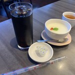 中華園 - お昼の会席ランチ「凛」。食後、杏仁豆腐か飲み物付き