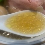 中華そば 四つ葉 - スープ