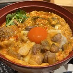 鴨と醸し 鼓道 - 10食限定、特上もつ入り親子丼1600円