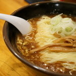 ラーメン龍太郎 - 龍麺のアップ