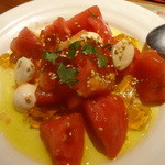 竜巣 - トマトとモッツァレラチーズの和風サラダ：６９０円