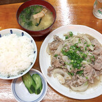 味寿食堂 - 豚肉の塩炒め