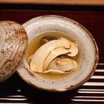 宮坂 - 松茸と大黒シメジ、舞茸とあこうの餡