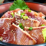 KANSEI - マグロとブリの漬丼