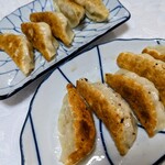 餃子ショップ - 