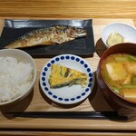 こだわりのお味噌汁 Owan - 連れの夜の魚定食、この日は鯖の干物