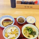 松江西津田食堂 - 栗とさつまいもの炊き込みご飯