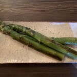 [Seasonal] Pickled grilled asparagus