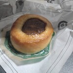 ファミリーマート - 料理写真:こんがりビストロまん
