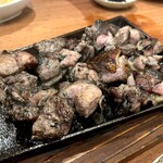 焼きとり 酒湊 - 鶏もも炭火焼き塩焼き　1,650円