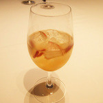 銀座 ハプスブルク・ファイルヒェン - オープストヴァイン(1200円・サ別) 自家製サングリア白