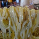 石ヤキ製麺所 - 麺の艶がよく腰がある素晴らしい製麺じゃわい♪