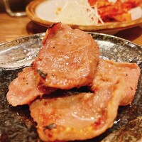 炭火焼肉ホルモン うしごろ 中目黒店 - 