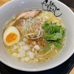 塩パイタンラーメン