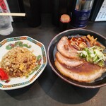 Goemon - とんとろらー麵・並＋Aセット