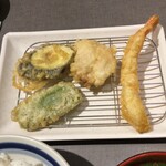 Tempura Ichidai - 天ぷら　最初の4つ