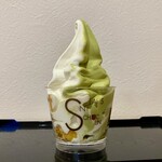 お茶の山口屋 - SOFT ICE CREAM バニラ・抹茶ミックス　350円