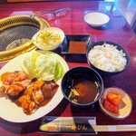 Isshoubin - 鶏肉・ホルモンランチ　980円＋税