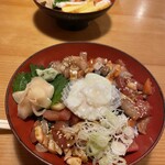 Yatai Zushi - 海鮮ユッケ丼1099円