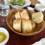 hape - 10月のランチ 自家製パン