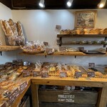 小さなパン小屋 一休 - 店内②