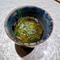渋谷 鮨 スブリム TOKYO - 座付
                      九条ネギとアンコウのスープ