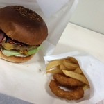 ブラザーズ - 会場内イートインにて 2013/10/30