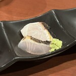 酒肴場 屯 - シマアジ、タイ