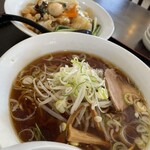 Shisen En - ラーメンセット¥750(税込)
                      醤油ラーメン＋中華飯