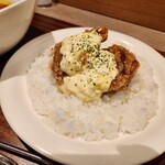 ビストロミナミヤ - ご飯中です。