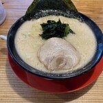 横浜家系ラーメン 吉岡家 - 