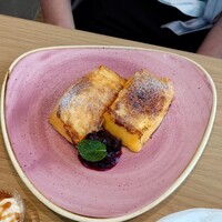 RISTORANTE E'VOLTA Unico Polo - このホテルの名物　フレンチトースト☺️