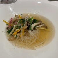 カントニーズ 燕 - 