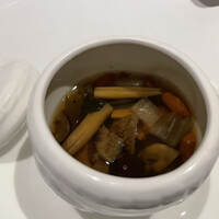 カントニーズ 燕 - 