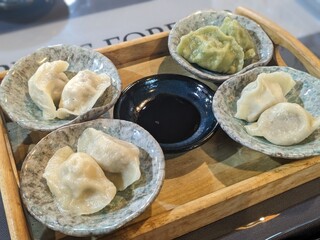 八鮮大連餃子 - 